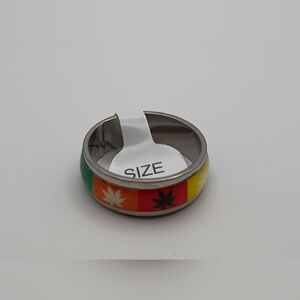 Unisex Stainless Steel Colorful Leaf Ring Pattern  Band Size 19 U.S Size 9.5